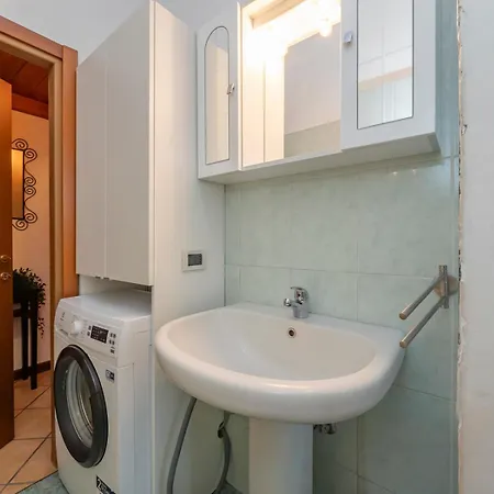 I Host - Muratori 54 * Mailand